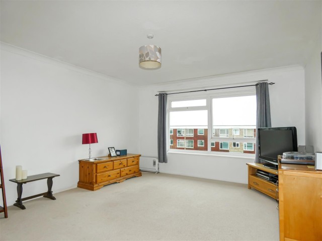 View Fontwell Close, Rustington